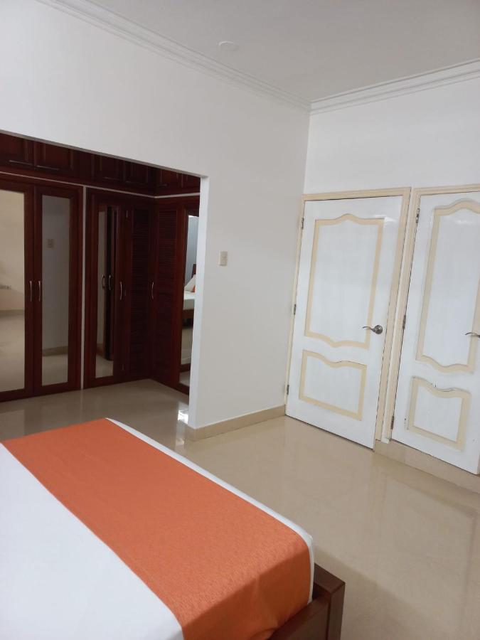 Departamentos Marcecilia De 2 Y 3 Habitaciones En El Centro De Манта Экстерьер фото